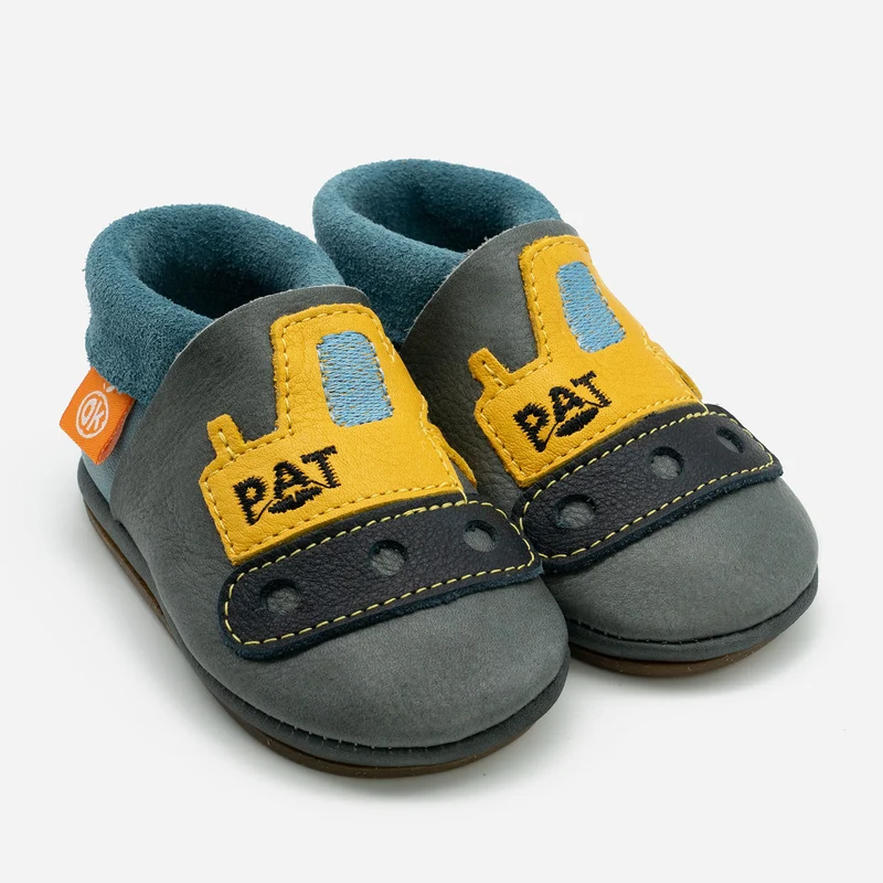 AMIGO KIGA motif - Pat the excavator