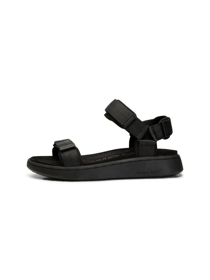 Line - Black/Black