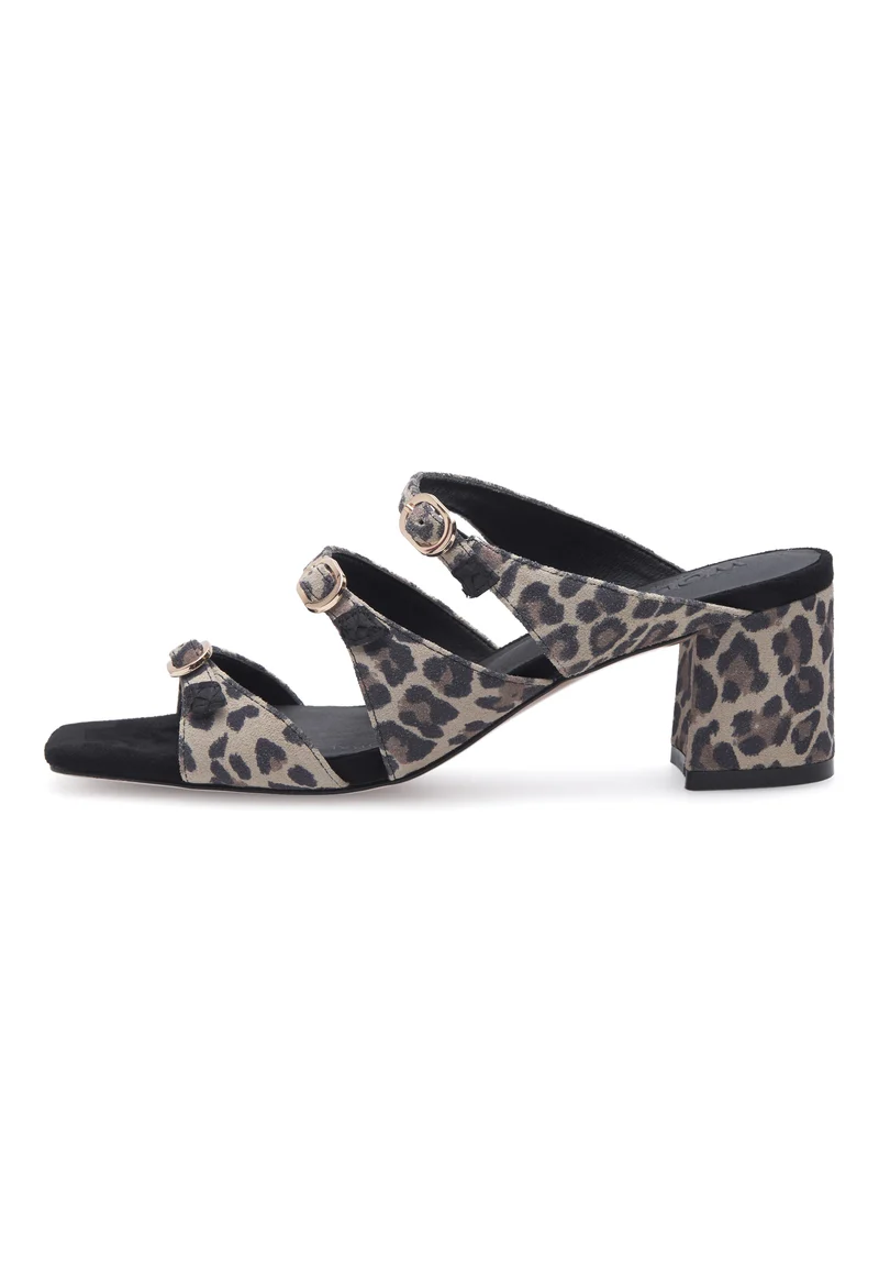 Hanna Leo - Leopard