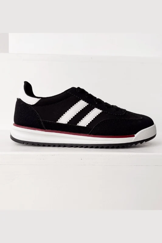 Tokyo Dual Stripe Sneaker